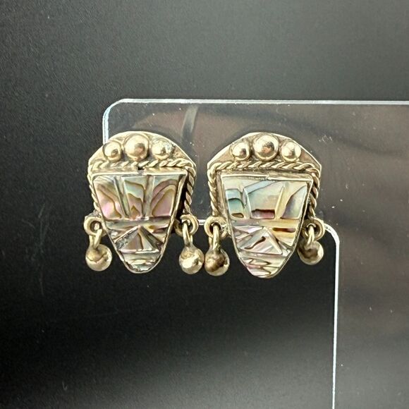 Alpaca Silver Aztec Mask Tiki Carved MOP Screw-back Clip Earrings VTG Mexico - Picture 2 of 13